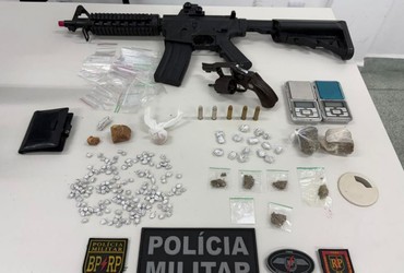 Trio é preso por tráfico e porte ilegal de arma na Coroa do Meio após denúncias