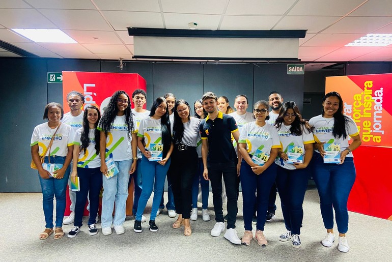 GBarbosa recebe 36 novos jovens do Programa Primeiro Emprego