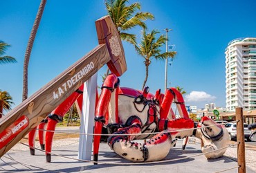 Festival do Caranguejo retorna à Orla da Atalaia com música, gastronomia e artesanato