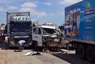 Colisão entre veículos deixa uma pessoa ferida na BR-101 em Japaratuba