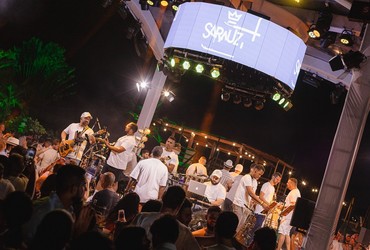 Sarauzin retorna à Top Mariner com edição Pré-Réveillon e pagode anos 90