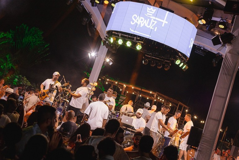 Sarauzin retorna à Top Mariner com edição Pré-Réveillon e pagode anos 90