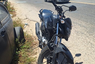 Motociclista fica ferido após colisão com carro na SE-050, em Aracaju