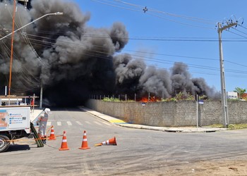 VÍDEO; Incêndio atinge pátio do Batalhão da Polícia Rodoviária Estadual em Aracaju