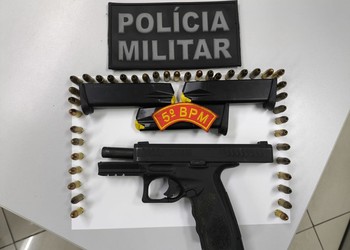 Suspeito é preso por ameaçar mulher com faca e manter arma de fogo ilegal em Nossa senhora do Socorro