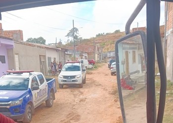 Homem armado atira contra policiais e é baleado no bairro Santa Maria, em Aracaju