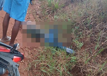 Motociclista morre após colisão com carro funerário em Itabaiana