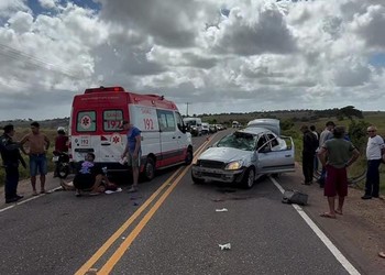 Capotamento na SE-230 deixa um morto e uma mulher ferida em Siriri