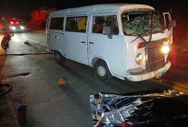 Ciclista morre após colisão com kombi na rodovia SE-170