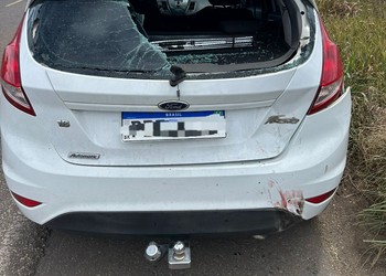 Colisão entre moto e carro deixa motociclista ferido na SE-170, em Salgado