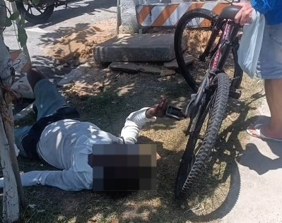 Idoso cai de bicicleta e fica desacordado após acidente em avenida de Aracaju