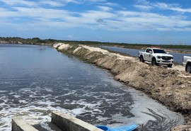 Polícia Ambiental autua homem por criação irregular de camarão em Estância