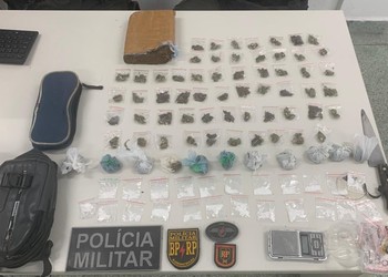 Homem é preso com drogas após tentar fugir da polícia em Nossa Senhora do Socorro