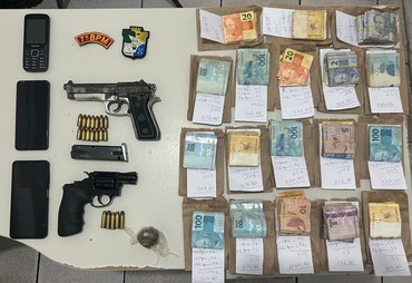 Suspeitos de assalto são presos com armas e dinheiro após perseguição em Riachão do Dantas