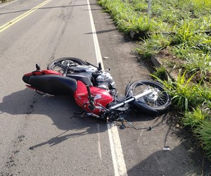 Jovem morre após colidir motocicleta na SE-160, em Boquim