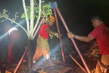 Ossada é encontrada em cisterna e mobiliza bombeiros em Estância