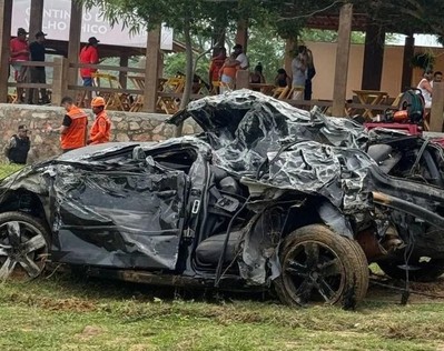 Carro cai em cratera aberta pela chuva e mulher morre na divisa entre Sergipe e Alagoas