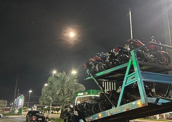 Operação da PM apreende 27 veículos e registra 78 infrações no Rosa Elze