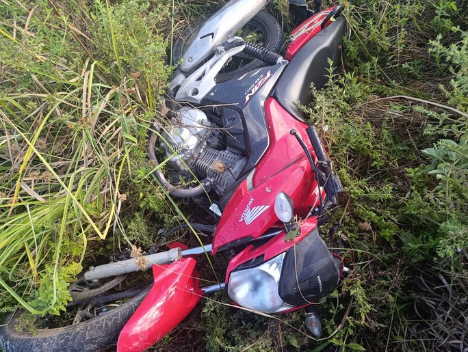 Idoso morre após perder controle de moto e cair na rodovia SE-200, em Brejo Grande