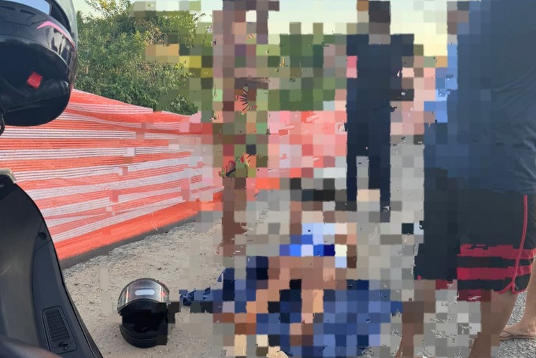 Mulher fica ferida após colisão com sinalização de obra na SE-050, em Aracaju