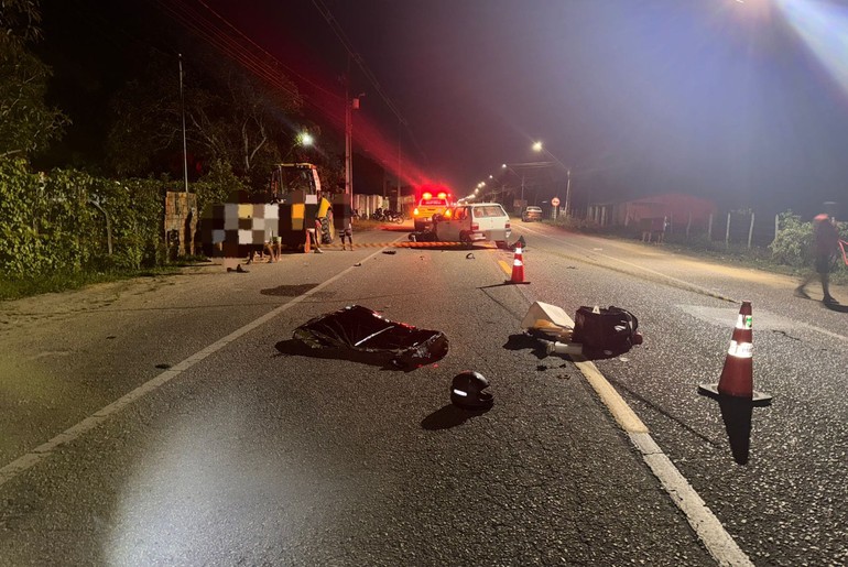Motociclista morre após colisão com carro na Rodovia dos Náufragos, em Aracaju