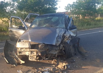 Colisão frontal deixa jovem ferido na SE-317, em Porto da Folha