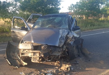 Colisão frontal deixa jovem ferido na SE-317, em Porto da Folha
