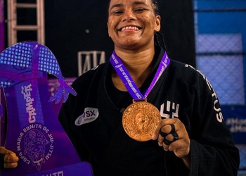 Com apoio do Grupo VSX, atleta sergipana de jiu-jitsu vence torneio em Alagoas