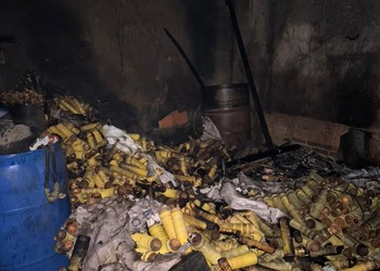 VÍDEO; Incêndio atinge barracão de fogos e deixa um ferido em Estância