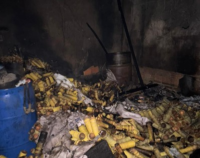 Incêndio atinge barracão de fogos e deixa um ferido em Estância