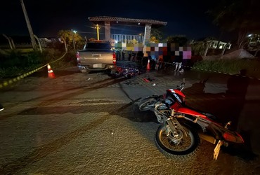 Colisão entre moto e caminhonete deixa homem morto e mulher ferida em Nossa Senhora da Glória