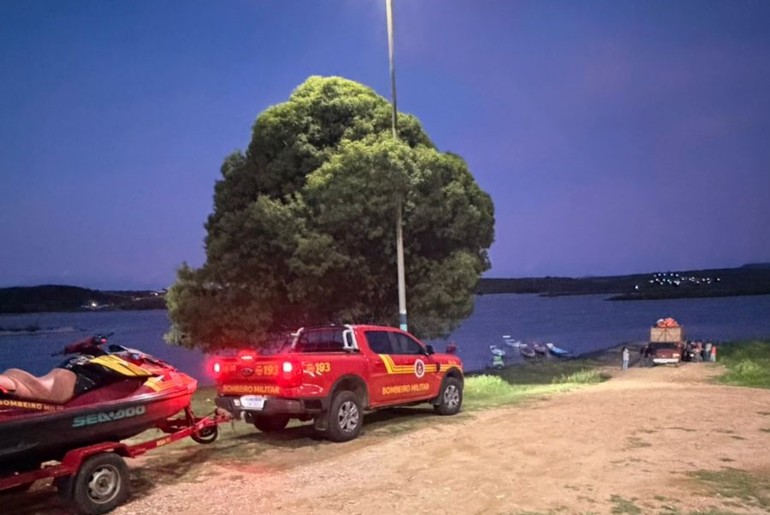 Jovem de 18 anos desaparece após afogamento no Rio São Francisco, em Gararu