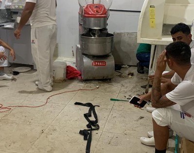 Funcionário fica com braço preso em máquina dentro de shopping em Itabaiana