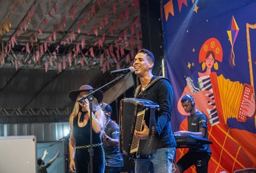 Joba Alves celebra 20 anos de carreira com lançamento da música “Olha o Coco” em São Cristóvão