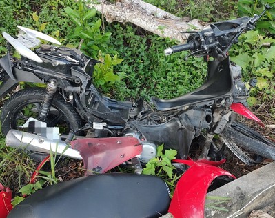 Colisão entre caminhão e moto deixa dois feridos na SE-065, em São Cristóvão