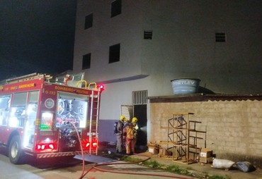 Princípio de incêndio atinge serralheria durante a madrugada em Itabaiana
