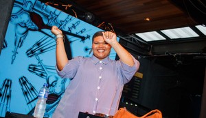 DJ sergipana Quésia leva turnê “O Futuro é Travesti” a casas noturnas de diferentes estados