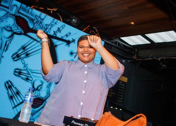 DJ sergipana Quésia leva turnê “O Futuro é Travesti” a casas noturnas de diferentes estados