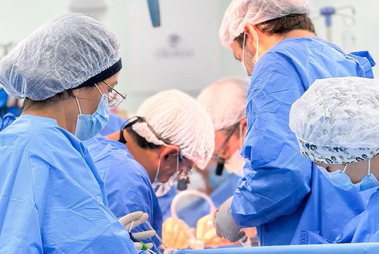 Leandro Barros lidera primeiro transplante de fígado realizado com sucesso em Sergipe