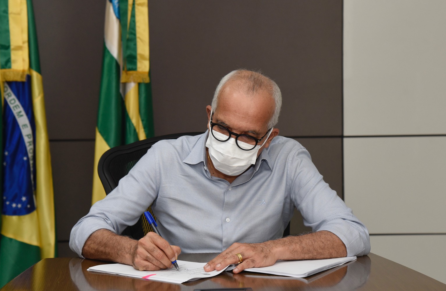 Lei de Diretrizes Orçamentárias para 2022 é sancionada por Edvaldo Nogueira