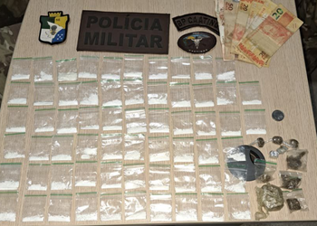 Trio é apreendido com mais de 70 porções de drogas em Porto da Folha