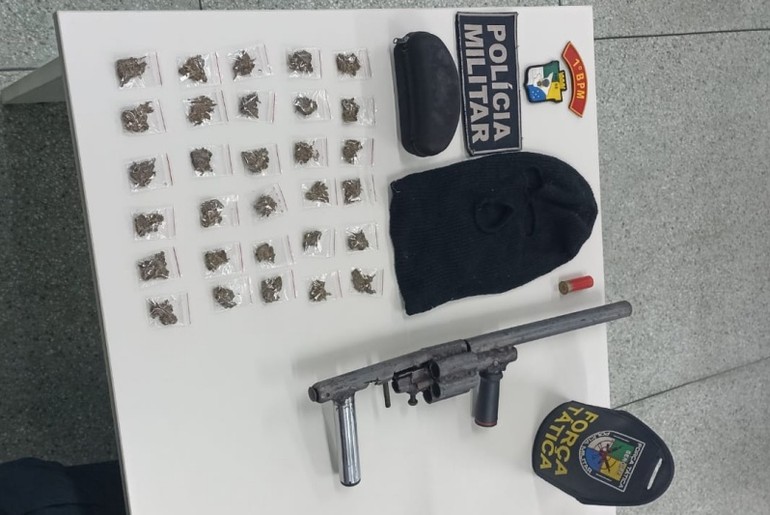 PM apreende arma caseira e drogas no Conjunto 17 de Março, em Aracaju