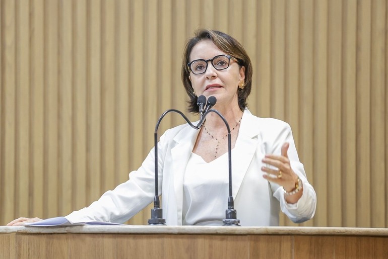 Prefeita Emília Corrêa veta projeto de criação da Loteria Municipal de Aracaju