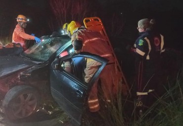 Colisão frontal deixa três feridos na SE-431 em Rosário do Catete