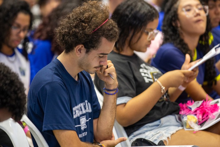 Aulão do Pré-Uni reúne estudantes para preparação do Enem neste sábado (28)