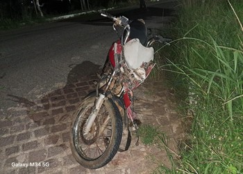 Motociclista fica ferido após bater na traseira de caminhão na SE-170