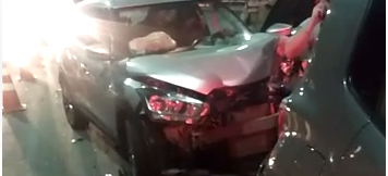Motorista é conduzida à delegacia após causar acidente no trânsito