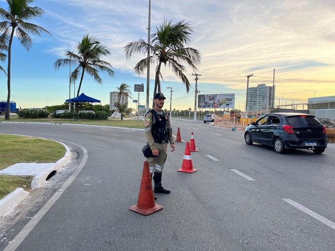 Trânsito na avenida Santos Dumont será alterado neste domingo (28)