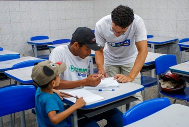 Programa de alfabetização abre matrículas em 42 municípios sergipanos; veja quais