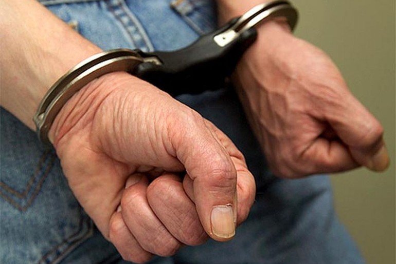 Homem é preso por tentativa de feminicídio em Umbaúba